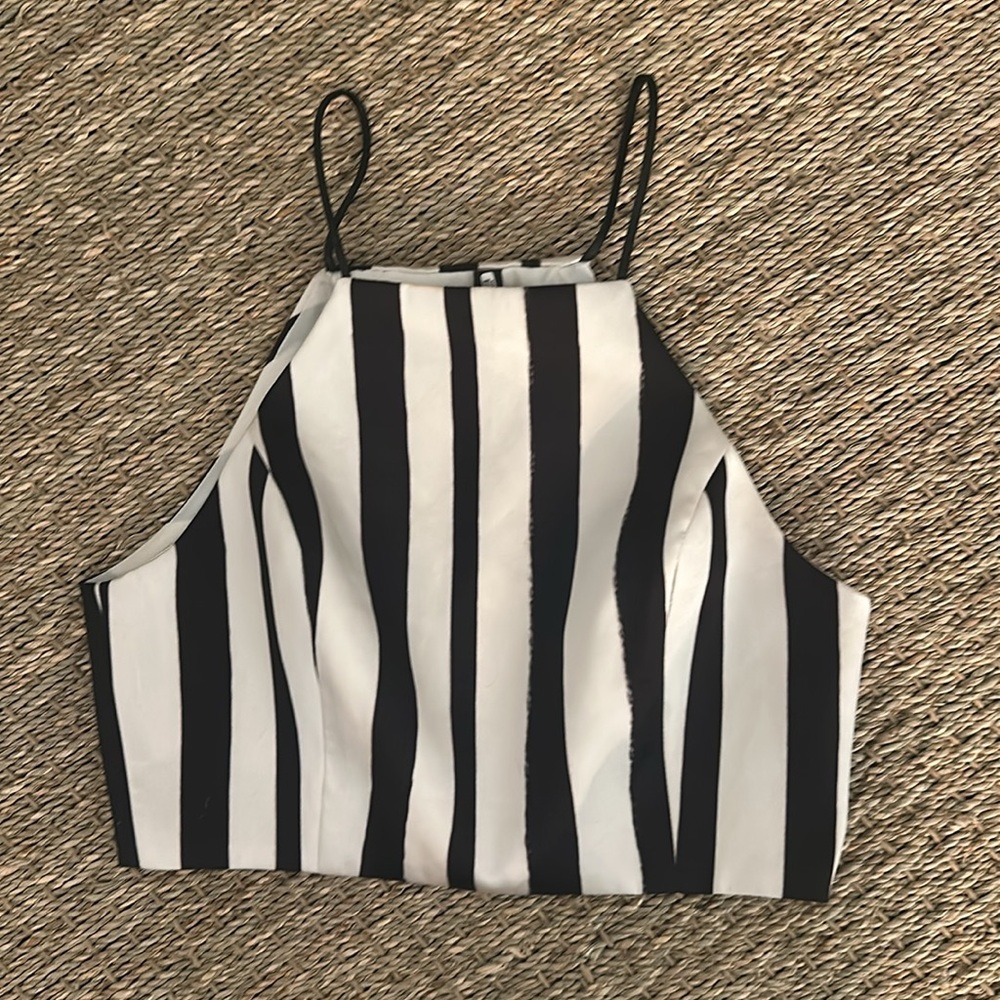 TOPSHOP Striped Black and White Women's Crop Top